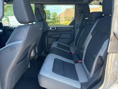 Used 2025 Ford Bronco Big Bend AWD/4WD image 10