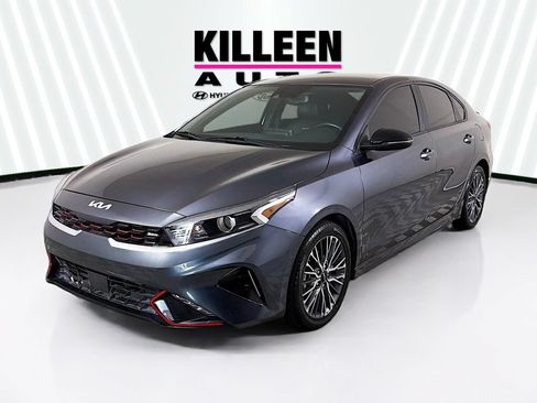Used 2023 Kia Forte GT-Line w/ GT-Line Premium Package FWD image 3