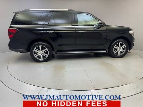 Used 2023 Ford Expedition Limited image 6