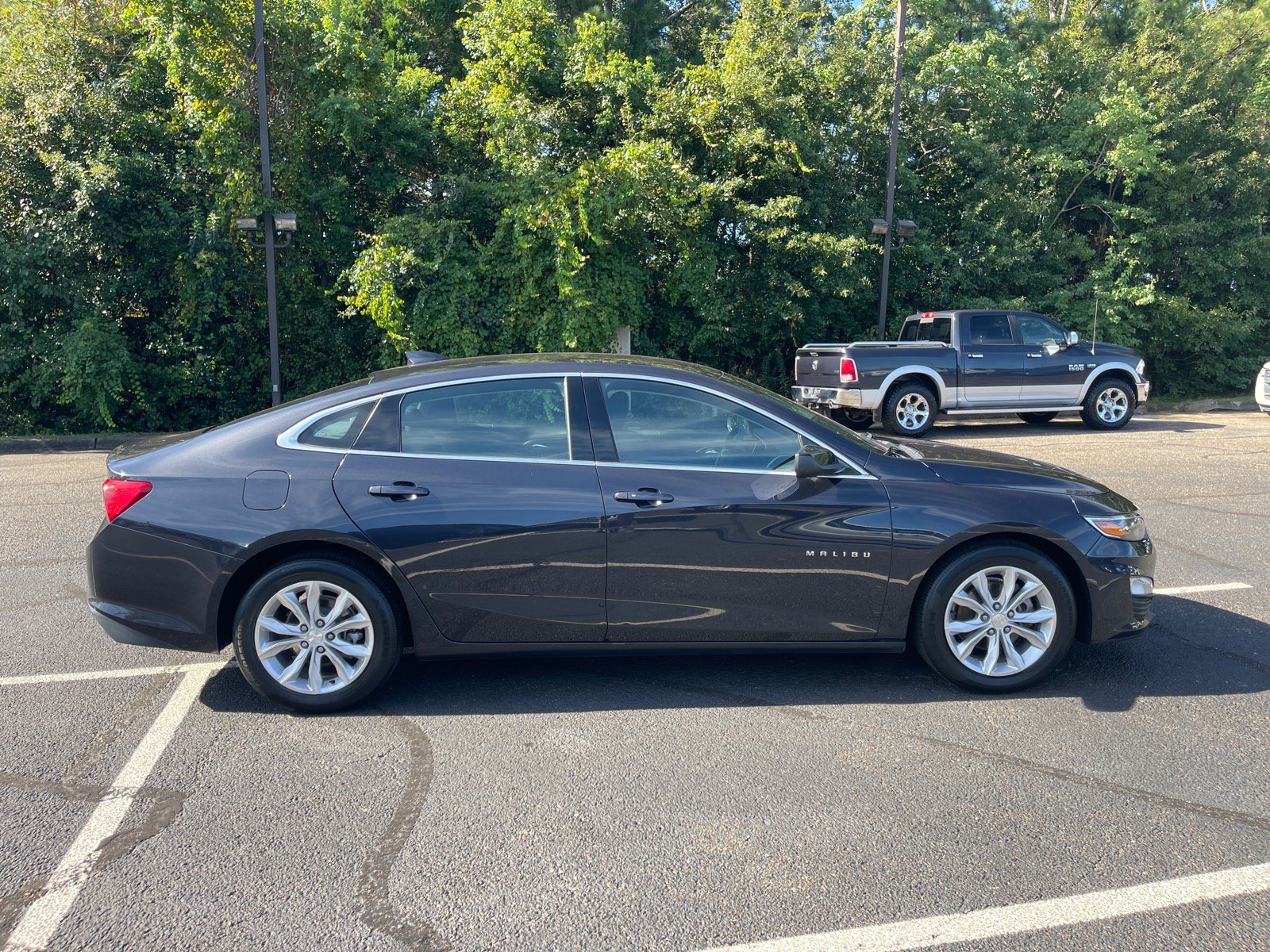 Used 2023 Chevrolet Malibu LT w/ Driver Confidence Package FWD image 21