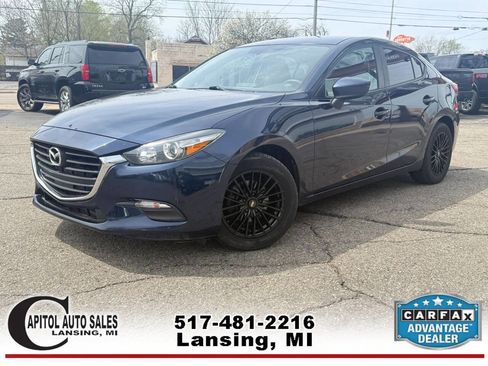Used 2018 MAZDA MAZDA3 Sport image 4