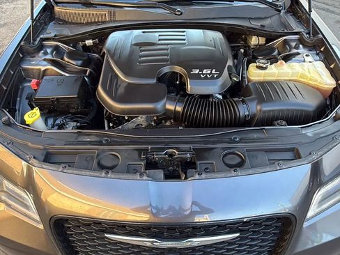 Used 2016 Chrysler 300 S RWD image 23