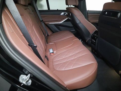 Certified 2025 BMW X5 M60i AWD/4WD image 34