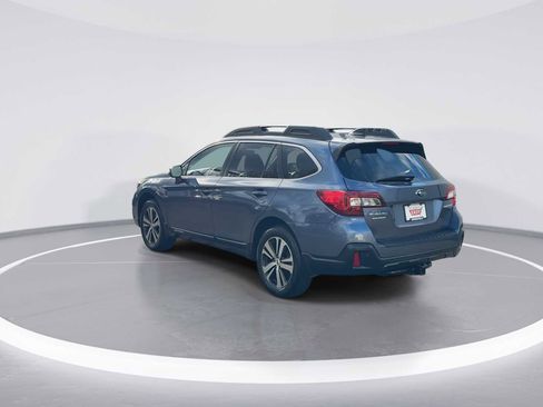 Used 2018 Subaru Outback 2.5i Limited image 6