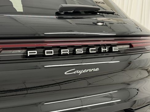 New 2026 Porsche Cayenne AWD/4WD image 63