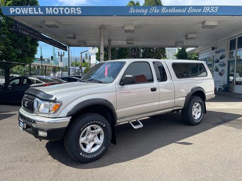 Used 2002 Toyota Tacoma PreRunner RWD image 9