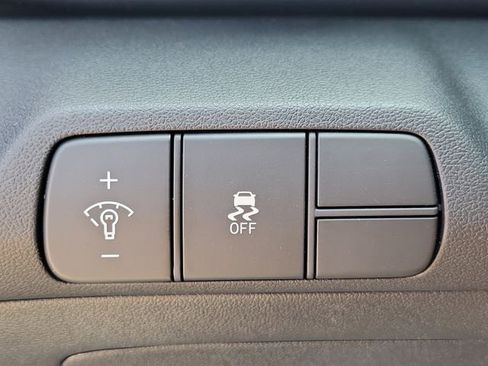 New 2026 Hyundai Elantra Sport FWD image 18