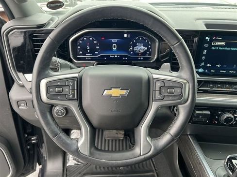 Certified 2022 Chevrolet Silverado 1500 LTZ image 18