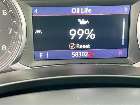 Used 2020 GMC Terrain SLE w/ Driver Convenience Package image 12