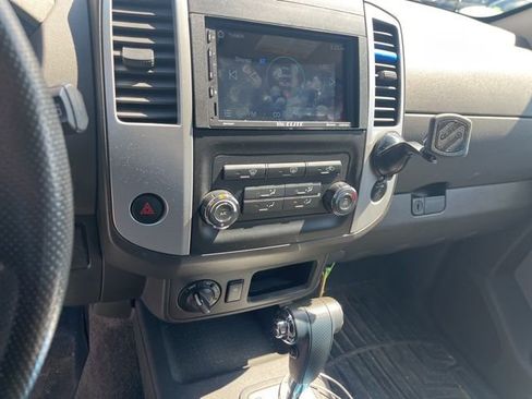 Used 2013 Nissan Xterra S image 15