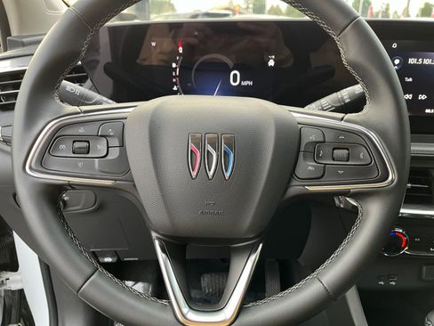 Used 2025 Buick Encore GX Preferred image 28