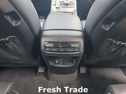 Used 2021 Hyundai Palisade Limited AWD/4WD image 11