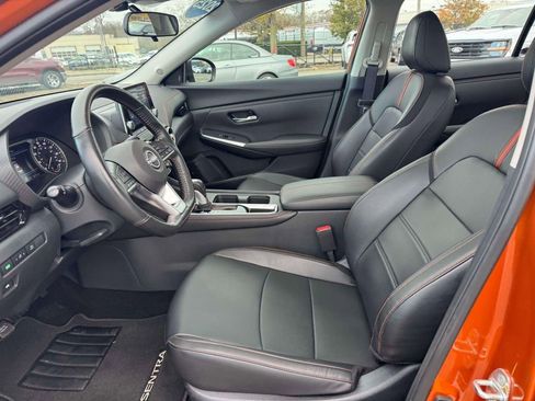 Certified 2025 Nissan Sentra SR w/ SR Premium Package image 15