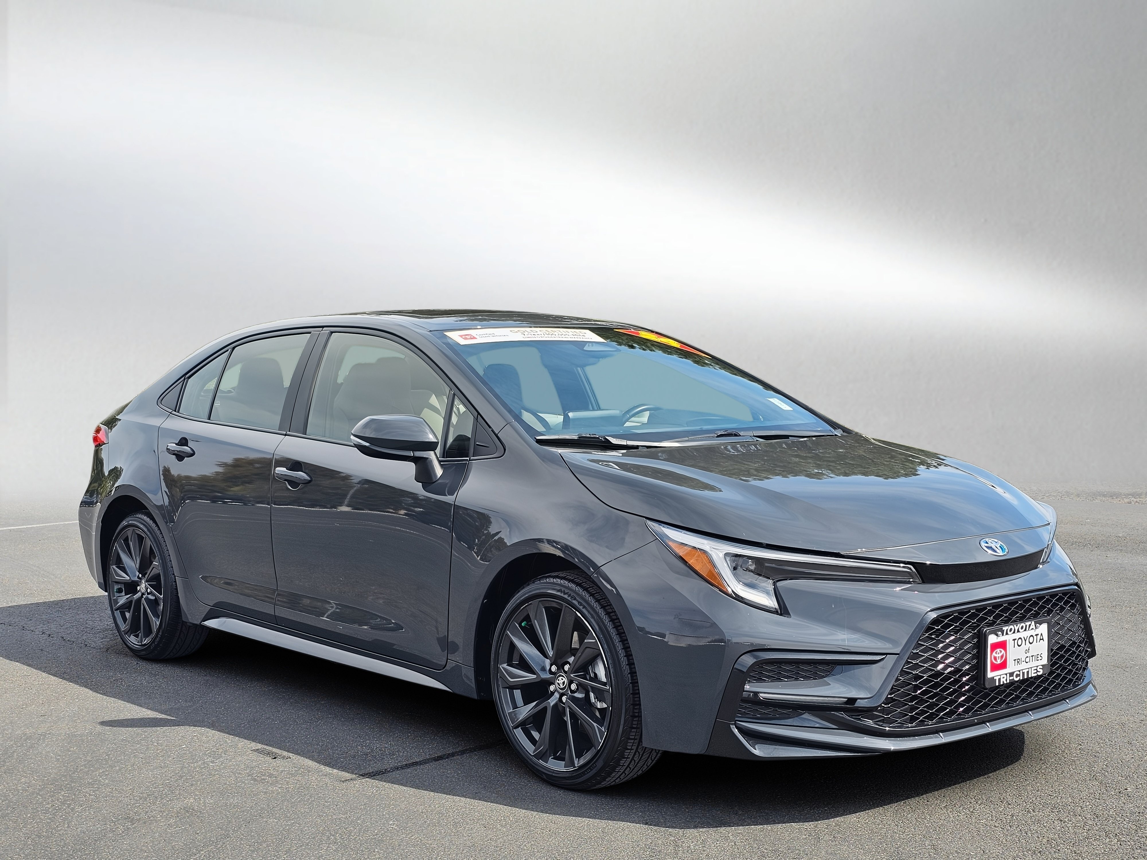 Certified 2024 Toyota Corolla SE w/ SE Package FWD image 7