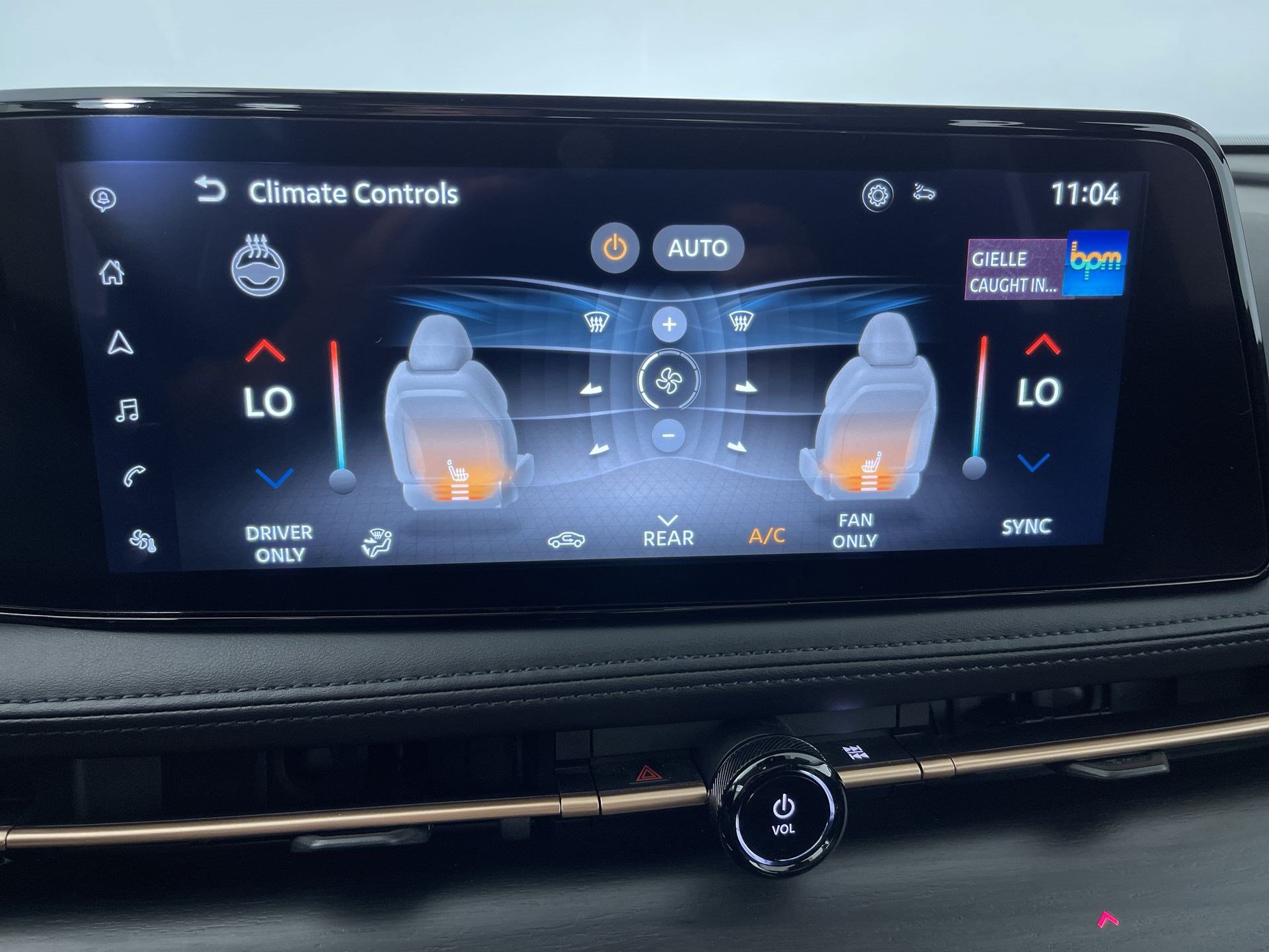 Certified 2024 Nissan Ariya AWD image 21