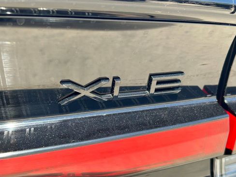 Used 2025 Toyota Prius XLE FWD image 13