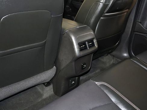 Used 2018 GMC Terrain SLT w/ Preferred Package AWD/4WD image 16