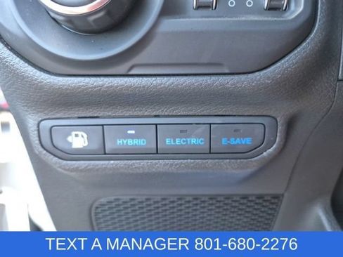 Used 2022 Jeep Wrangler Unlimited Sahara AWD/4WD image 44