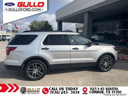 Used 2019 Ford Explorer Sport AWD/4WD image 4