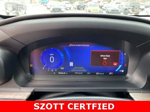 Used 2020 Ford Explorer Platinum w/ Premium Technology Package image 22