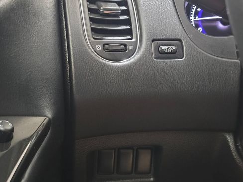 Used 2016 INFINITI QX50 AWD w/ Premium Package image 20