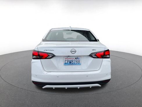 Used 2025 Nissan Versa SV image 6