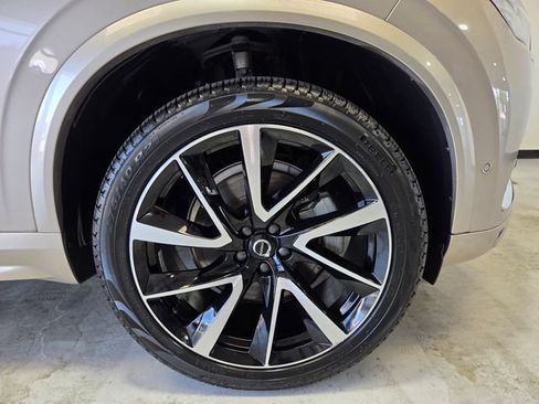 Certified 2023 Volvo XC90 B6 Plus AWD/4WD image 28