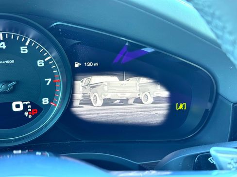 Used 2021 Porsche Cayenne S image 33