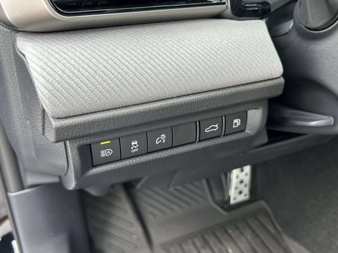 New 2026 Toyota Camry SE w/ Convenience Package FWD image 17