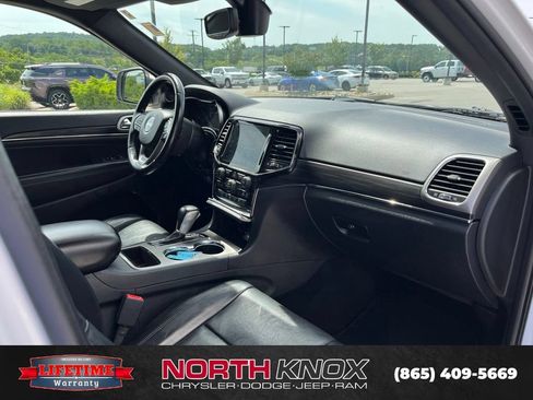 Used 2021 Jeep Grand Cherokee Limited w/ Luxury Group II RWD image 29