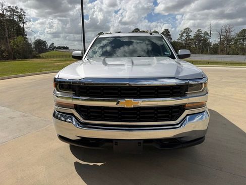 Used 2018 Chevrolet Silverado 1500 LT w/ Trailering Package image 8
