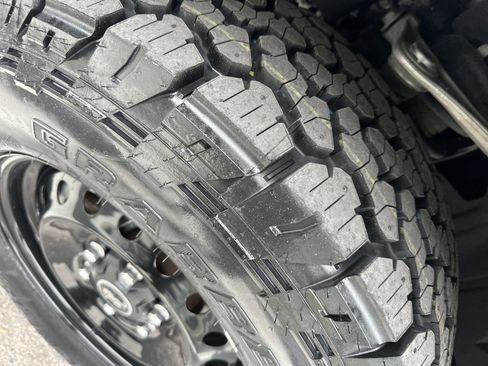 Used 2023 Ford Bronco Black Diamond AWD/4WD image 7