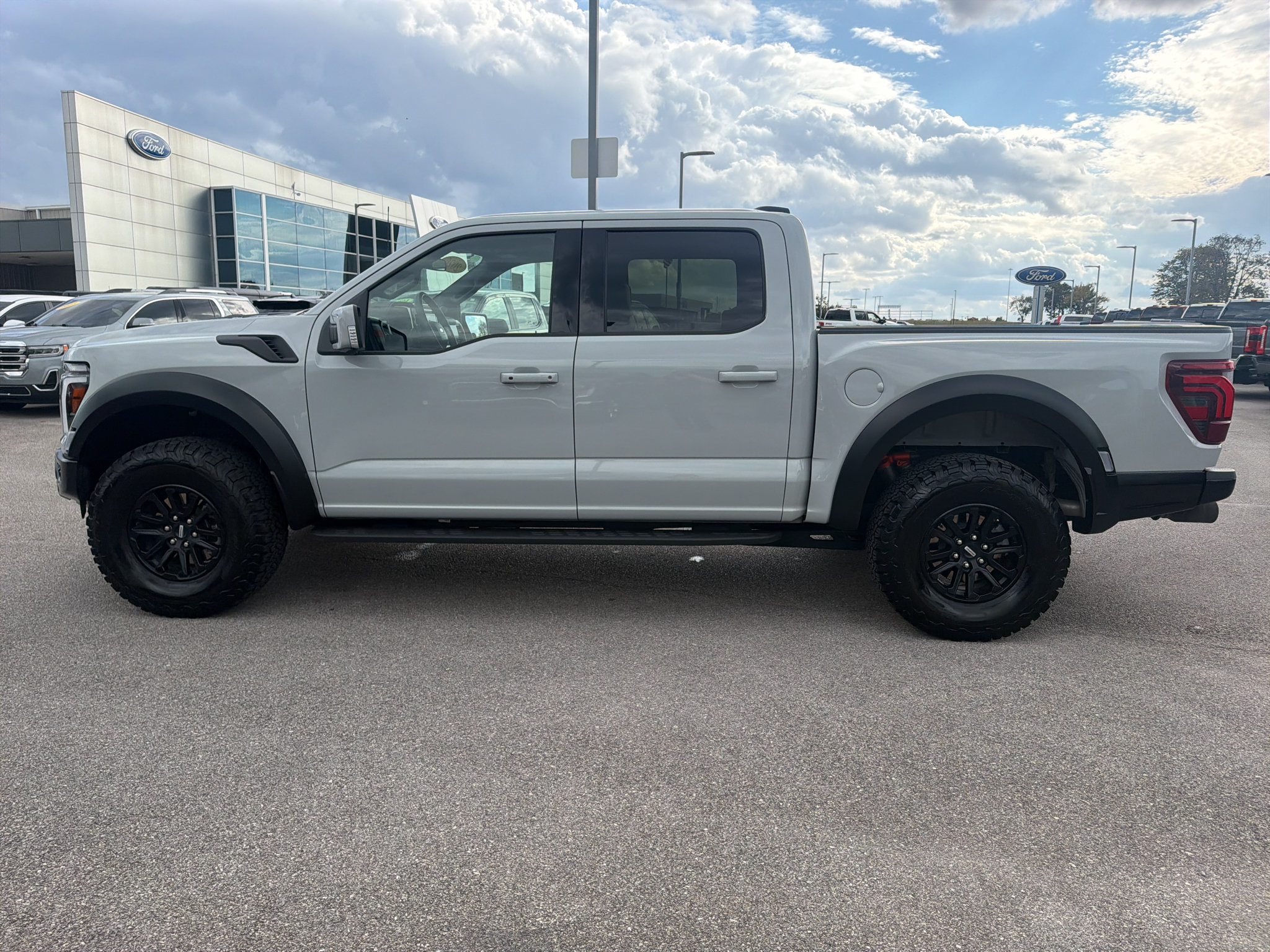 Certified 2026 Ford F150 Raptor AWD/4WD image 18