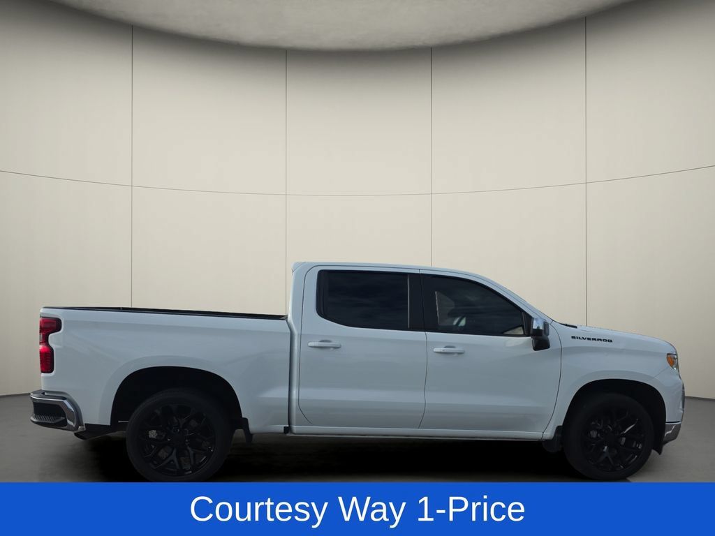 Used 2022 Chevrolet Silverado 1500 LT RWD image 11