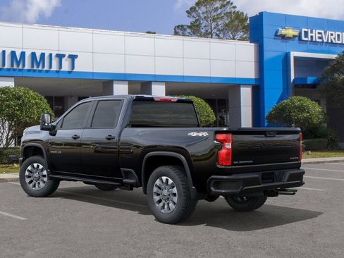 New 2026 Chevrolet Silverado 2500 Custom w/ Custom Value Package AWD/4WD image 3