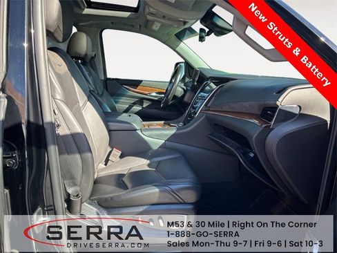 Used 2019 Cadillac Escalade Luxury image 15