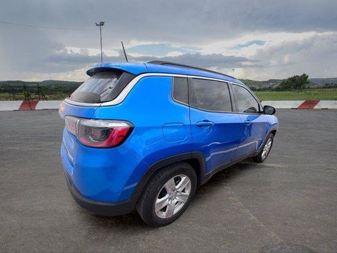 Used 2022 Jeep Compass Latitude FWD image 3