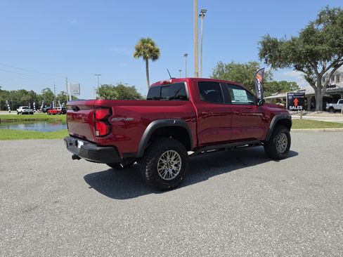 New 2026 Chevrolet Colorado ZR2 w/ Technology Package AWD/4WD image 4