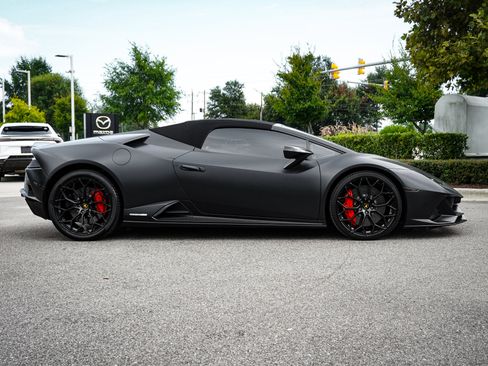 Used 2022 Lamborghini Huracan EVO AWD/4WD image 11