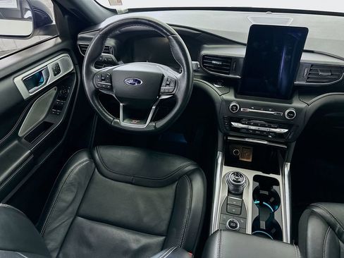 Used 2020 Ford Explorer ST w/ ST Street Pack AWD/4WD image 18