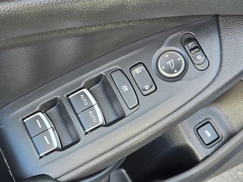 Used 2022 Honda Accord Sport image 17