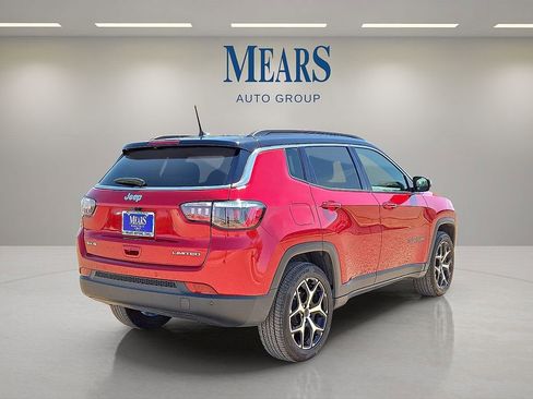 Used 2025 Jeep Compass Limited AWD/4WD image 5