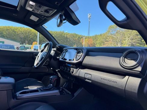 Used 2022 Toyota Tacoma TRD Pro image 17