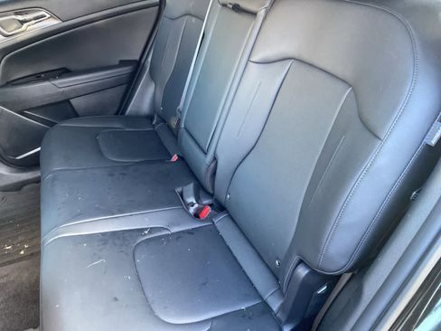 Used 2024 Kia Sportage EX w/ EX Premium Package image 14