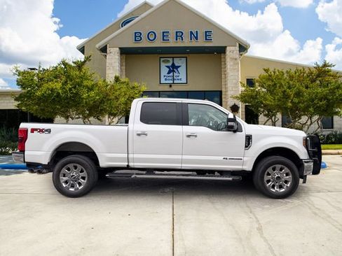 Used 2018 Ford F250 Lariat w/ Lariat Ultimate Package AWD/4WD image 4