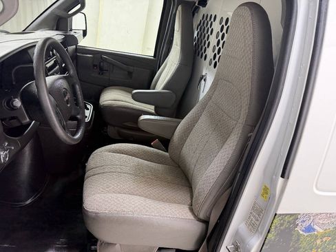 Used 2024 GMC Savana 2500 w/ Driver Convenience Package RWD image 44