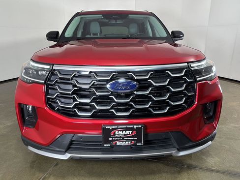 Used 2025 Ford Explorer Platinum w/ Ultimate Package AWD/4WD image 6