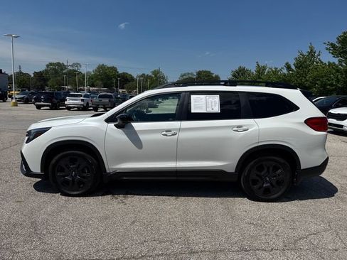 Used 2024 Subaru Ascent Onyx Edition w/ Popular Package Onyx AWD/4WD image 4