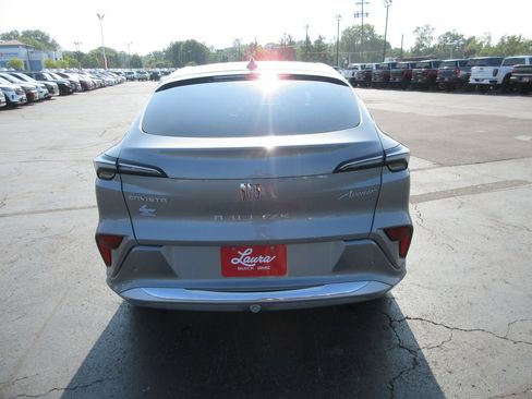 Used 2024 Buick Envista Sport Touring FWD image 6