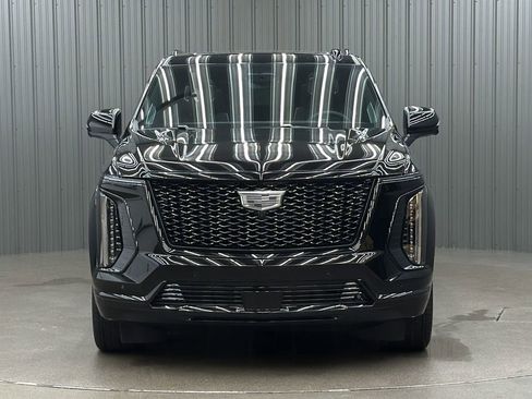 Used 2026 Cadillac Escalade Platinum Sport w/ LPO, ONYX Package image 8